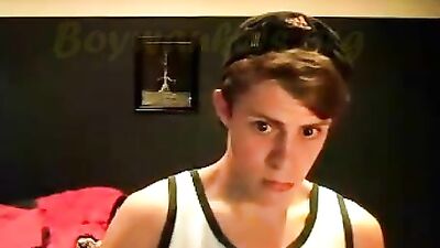 Gay Porn: Solo Web-Cam in Northern Ireland