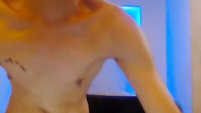 Cum on her face: Amateur Handjob & Cum Shots