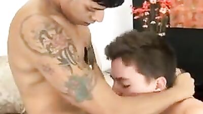 Latino Twinks Jailbreak Passion - A Wild Gay Porn Adventure