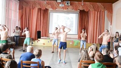 Gay Porn Celebration: End Of The Year Web-Cam Music Fest!