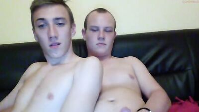Handsome Amateurs Get Their Hands Dirty for Cam Fun!