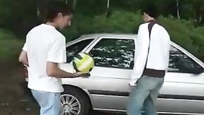 Car Fucks in the Rain: Action Bareback