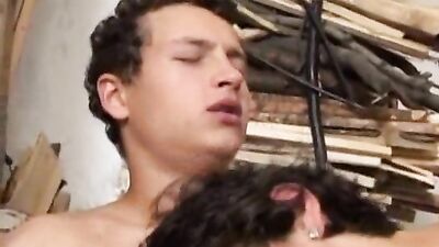 Bareback Beginners: Hardcore Action with Oral Pleasure!