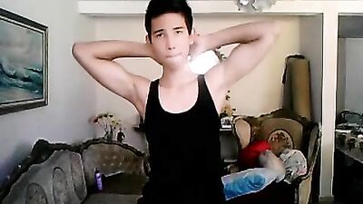 Gay Porn Buff Solo Cam