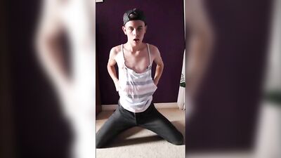 Ass Tease Fun: Web-Cam Cam Show