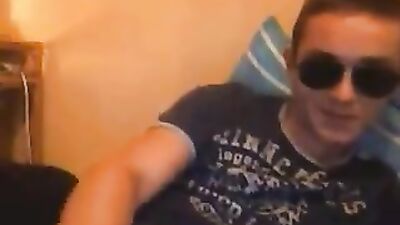 Corentins Cum Shots & Handjob Showcase: Twink Dicks Revealed!