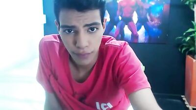 Young and Sexy Web-Cam Solo - Amateurs Delight!