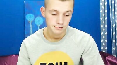 The Most Handsome Guy Returns: Blond Amateur Boys Solo Adventure