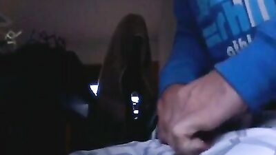 Hands Down Solo Cumshot Sensation - A Load in Hand