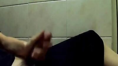 Petite exibe 3: Amateur Cum Shots Solo - The Ultimate Gay Porn Experience