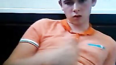 Self Suck Serviceable Beauty - The Ultimate Gay Porn Experience!