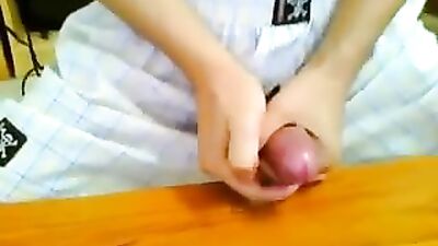 Gay Cam Wanker: Amateur Web-Cam Solo Adventures!