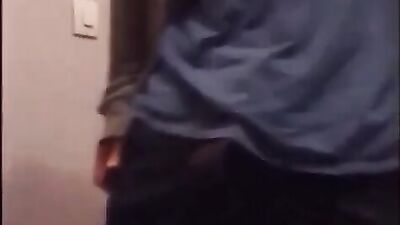 Cumming on T: Unloading on Ts Web-Cam Solo