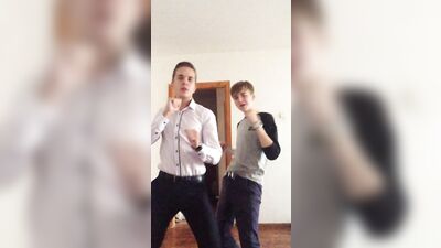 Gay Porn Dancing Couple - Amateur Web-Cam Music
