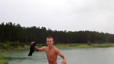 Beside the bonfire: An Amateur Public Outside Music Adventure