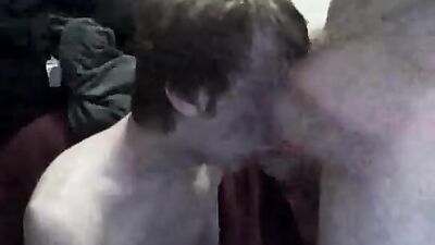 Gay Porn: Suck, Jerk, and Fuk Action Amature Web-Cam Enjoy the action of hot amateurs in this exciting gay porn video!