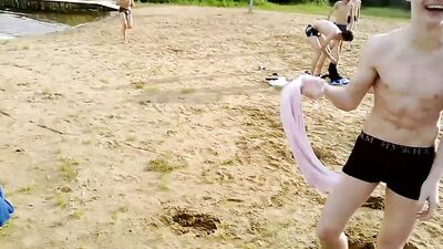 Shooting... LOL: The Amateur Fun Public Outside Experience!