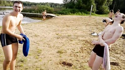 Shooting... LOL: The Amateur Fun Public Outside Experience!