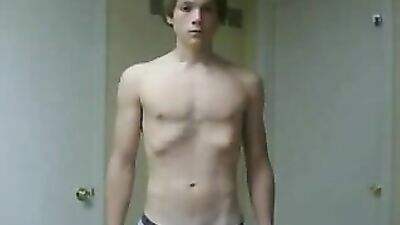 Muscular Web-Cam Solo Boy - Cumming Live!