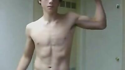 Muscular Web-Cam Solo Boy - Cumming Live!