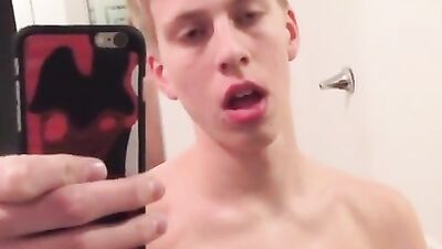 On The Mirror Web-Cam Solo or Gay Porn On The Mirror