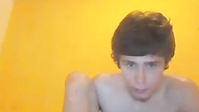 Il a loutil parfait pour agrandir son trou!