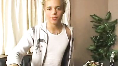 Seducing Blonde Twinks! - Action Group Sex