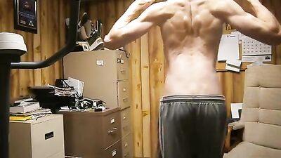 Gay Web Cam Flexing Fun - No Porn