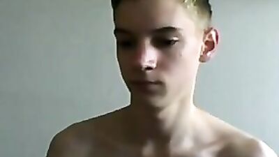 Gorgeous Blond Cam Wanker: The Ultimate Solo Experience