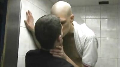 Floor Blowjobs & Barebacking - Action Amateur Adventure