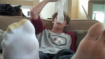 Perfect Amateur Threesome: Men of all Sizes and Shapes Engage in Rough Sex