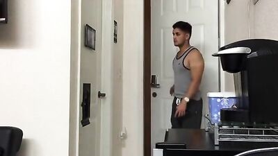 Fooling the straight boy