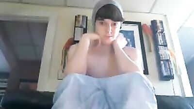 Young American Cutie: Cum Shots and Handjobs Galore!