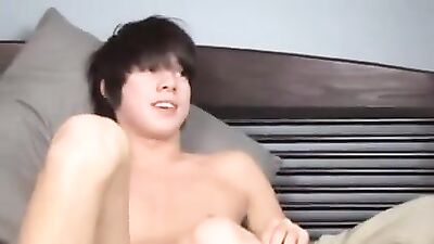 Twink Boyfriends Return: Unleashing Bareback Oral Passion!