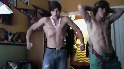 One Direction Flexing Web-Cam Fun: Amateur Muscle Men in Action!