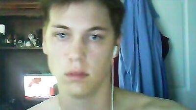 Cumming on Cam: Hot First Time Boy!