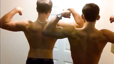 Flexing R-2: Amature Web-Cams Hottest Gay Porn Video!