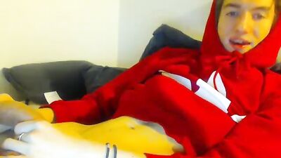 Cute boy red hood returns with even hotter amature cum shots and handjobs!