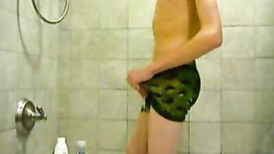 Wet Dreams in the Shower - Amateur Web-Cam Gay Porn Video