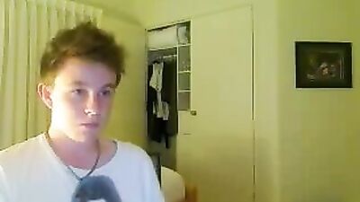 Web-Cam Solo: Aussie Gay Porn Adventure!