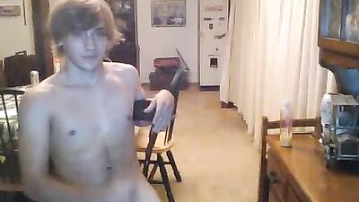 Hands-On Cum Shots: Amateur Gay Porn Video!