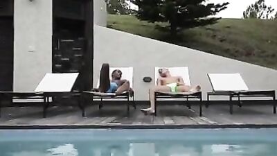 Gay Poolside Bareback Interracial Threesome (190 chars)