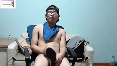 Asian Solo Show on Web-Cam: Cum Shots and More!