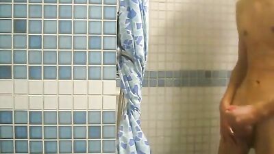 Gangbang in the Friends Bathroom: Cum Shots & Web-Cam Solo