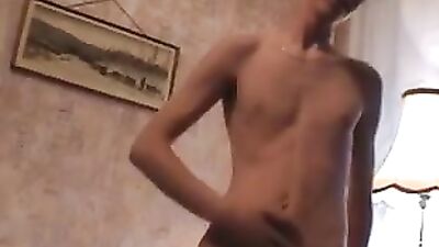 Hot Russian Wanker - Web-Cam Videos - Gay Porn Video