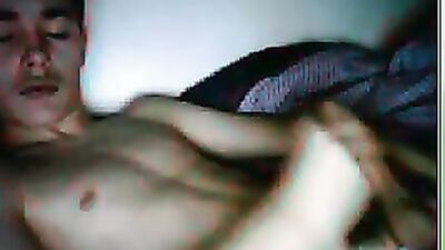 Jeune mec piégé en cam The All Smooth