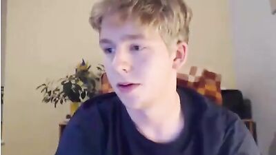 Blond Boys Web-Cam Fun Ass Play: Cute Boy Lay Cool Revival!