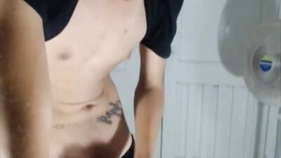 Black Cum and Time - The Ultimate Amateur Handjob Experience!