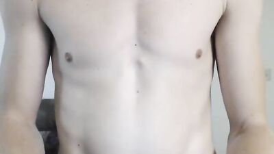 Glasses-Wearing Hottie Handjob Party!