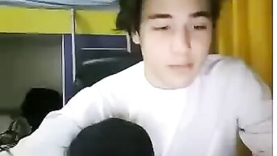 Amateur Bathroom Orgasms! - Beautiful young in the bathroom